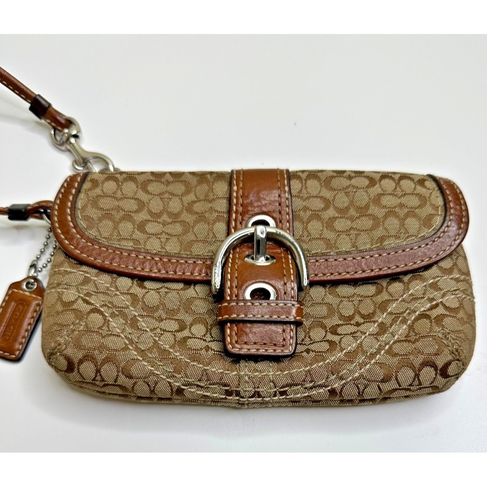 Coach Soho Signature C Buckle Wristlet Beige Jacquard Canvas Brown Leather Trim - Picture 4 of 14